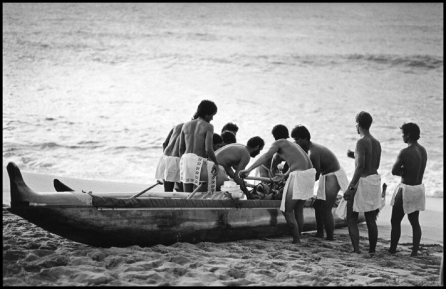 Eng yaxshi Anjelika qora pornosini tomosha qiling Tiffany bilan eng chiroyli jinsiy aloqa